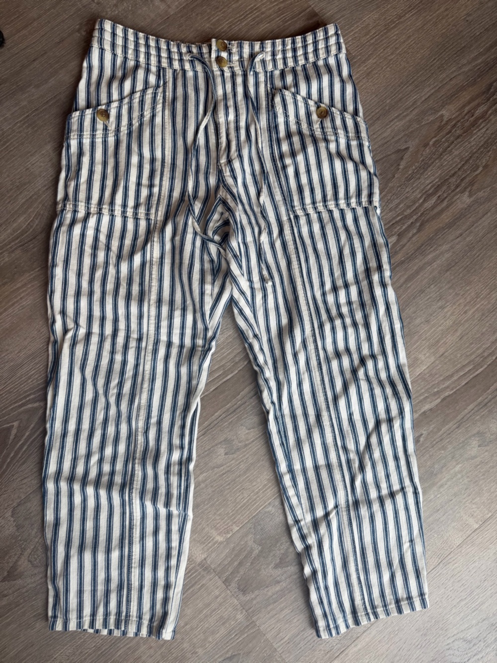 American Eagle High Rise Taper Striped Pants Women’s